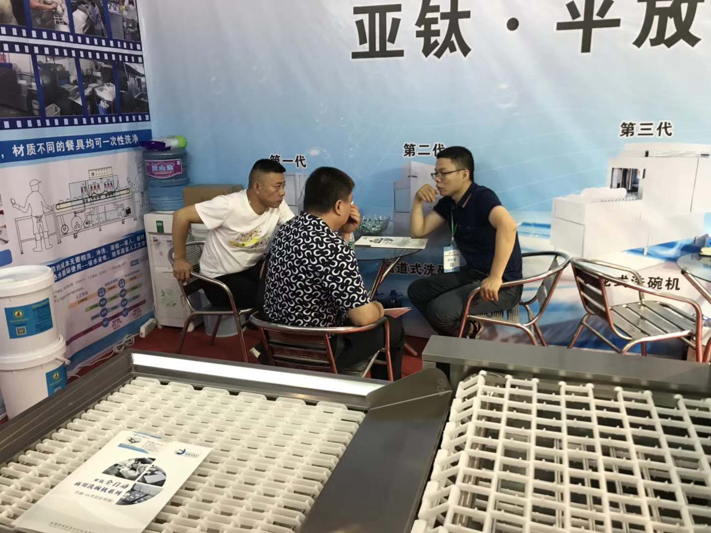 值不值得買(mǎi)商用洗碗機(jī)？